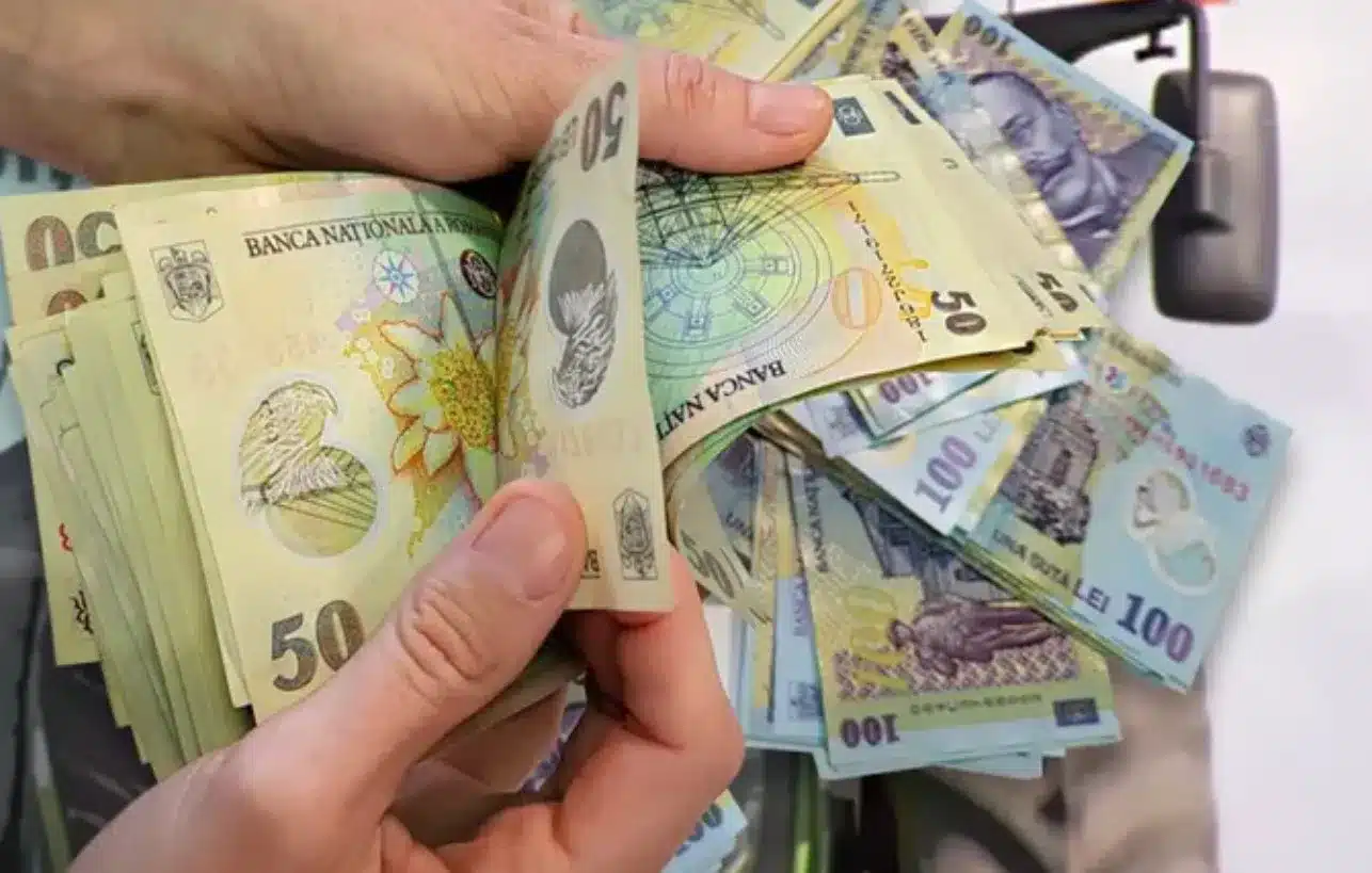 bani la salariu 1 - Moldova Invest